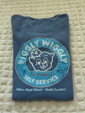 Piggly Wiggly Adult Small Blue Sweatshirt Hilton Head Comfort